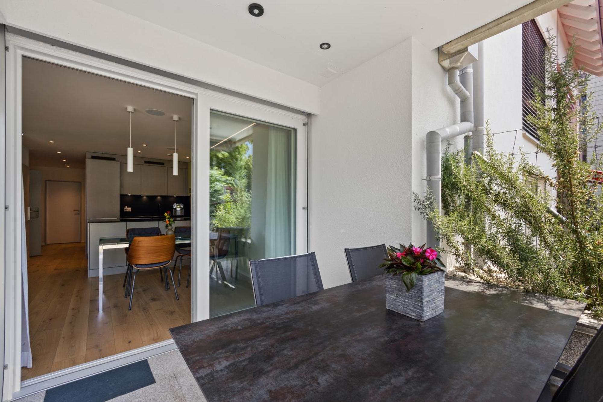 The R Apartment Uetliberg, Klima, Parken - Wallbox Geroldswil Екстер'єр фото